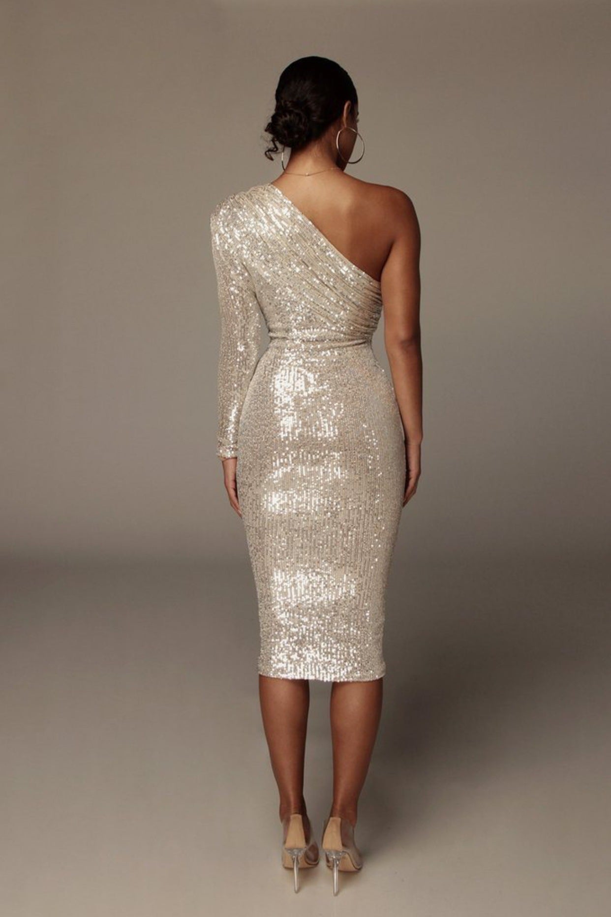 Vestido de Noche "Aura de Celebridad" - Lentejuelas Asimétricas