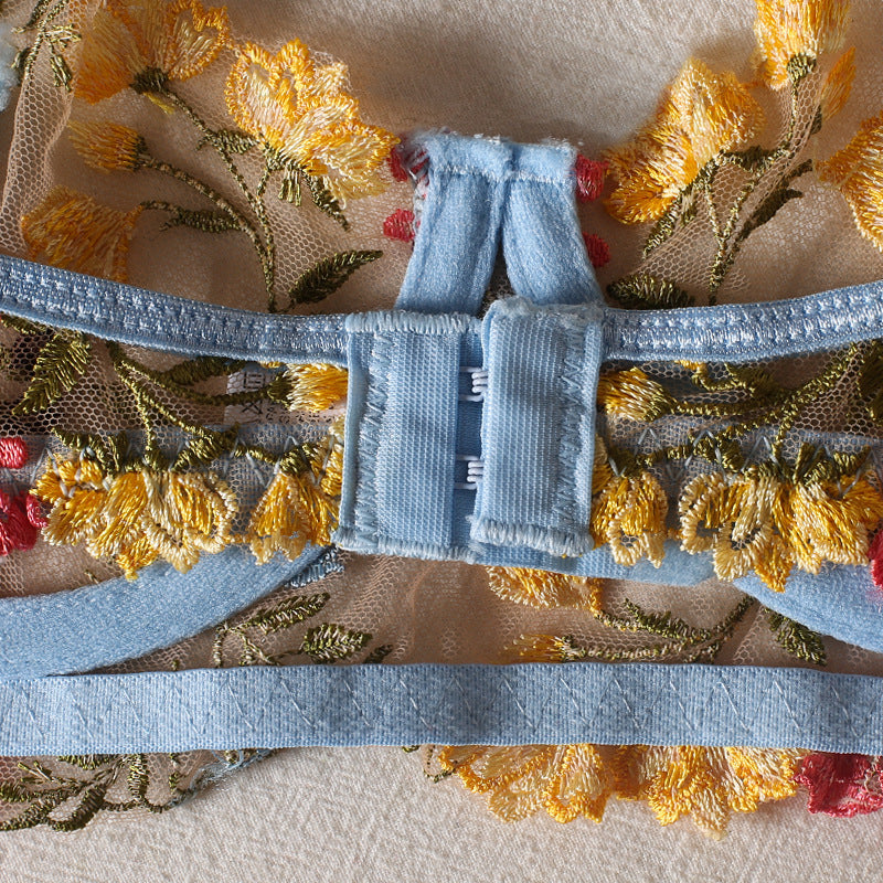 Conjunto Lencería 'Jardín Esmeralda' Bordado Floral Transparente