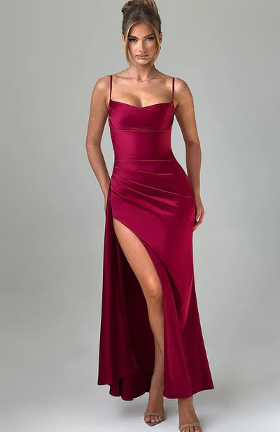 Vestido Maxi "Deseo Escarlata"