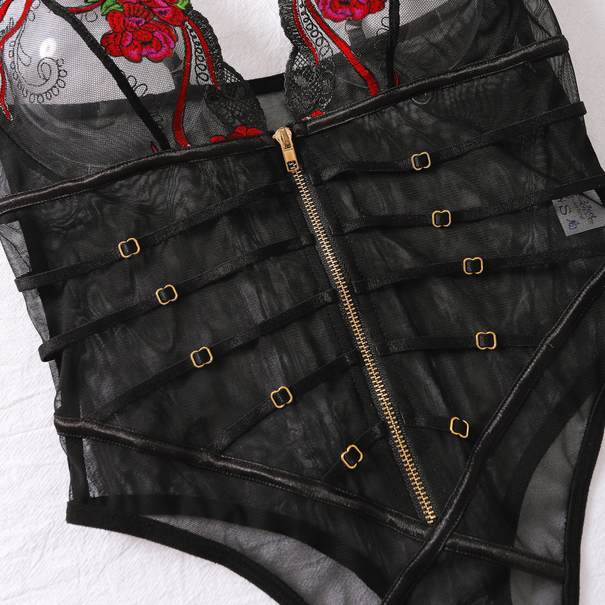 ROSA CORSÉ: Donde la fuerza se encuentra con la pasión