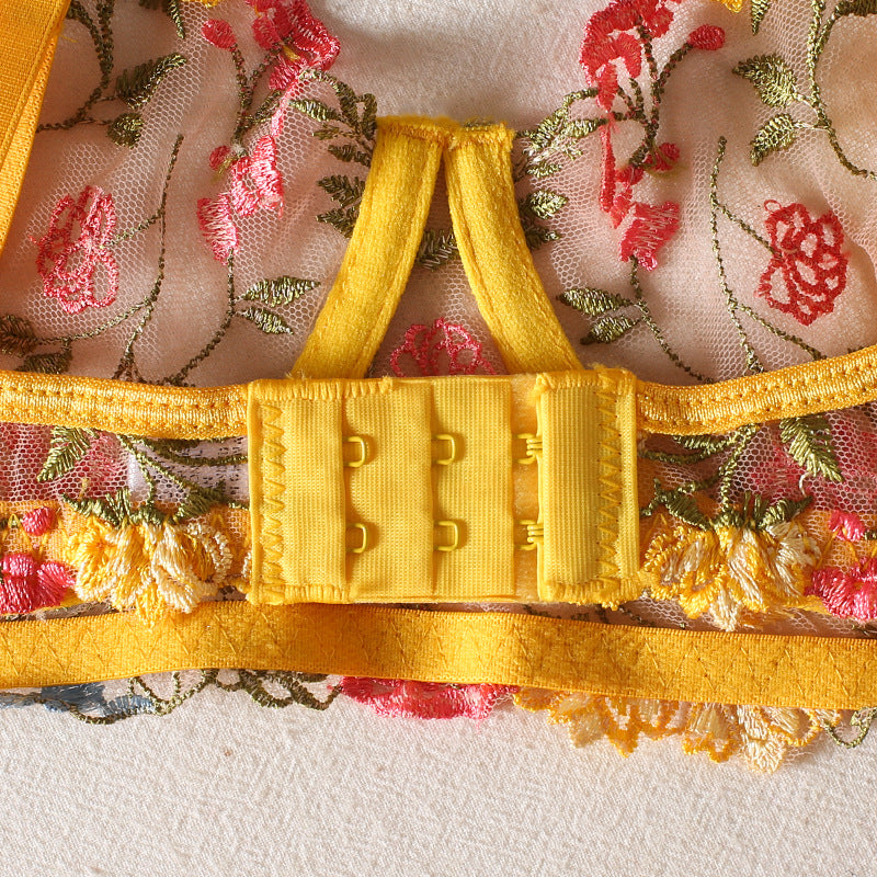 Conjunto Lencería 'Jardín Esmeralda' Bordado Floral Transparente