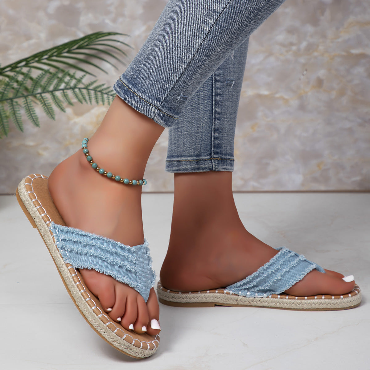Sandalias planas de tiras de verano